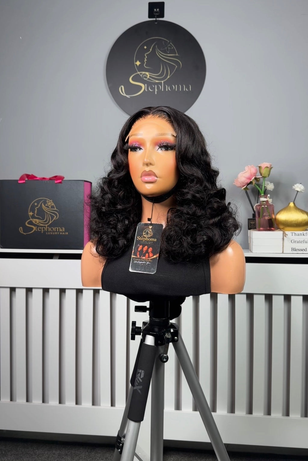 Rosie Wavy Bouncy with 5by5 Closure in Natural Colour 1B