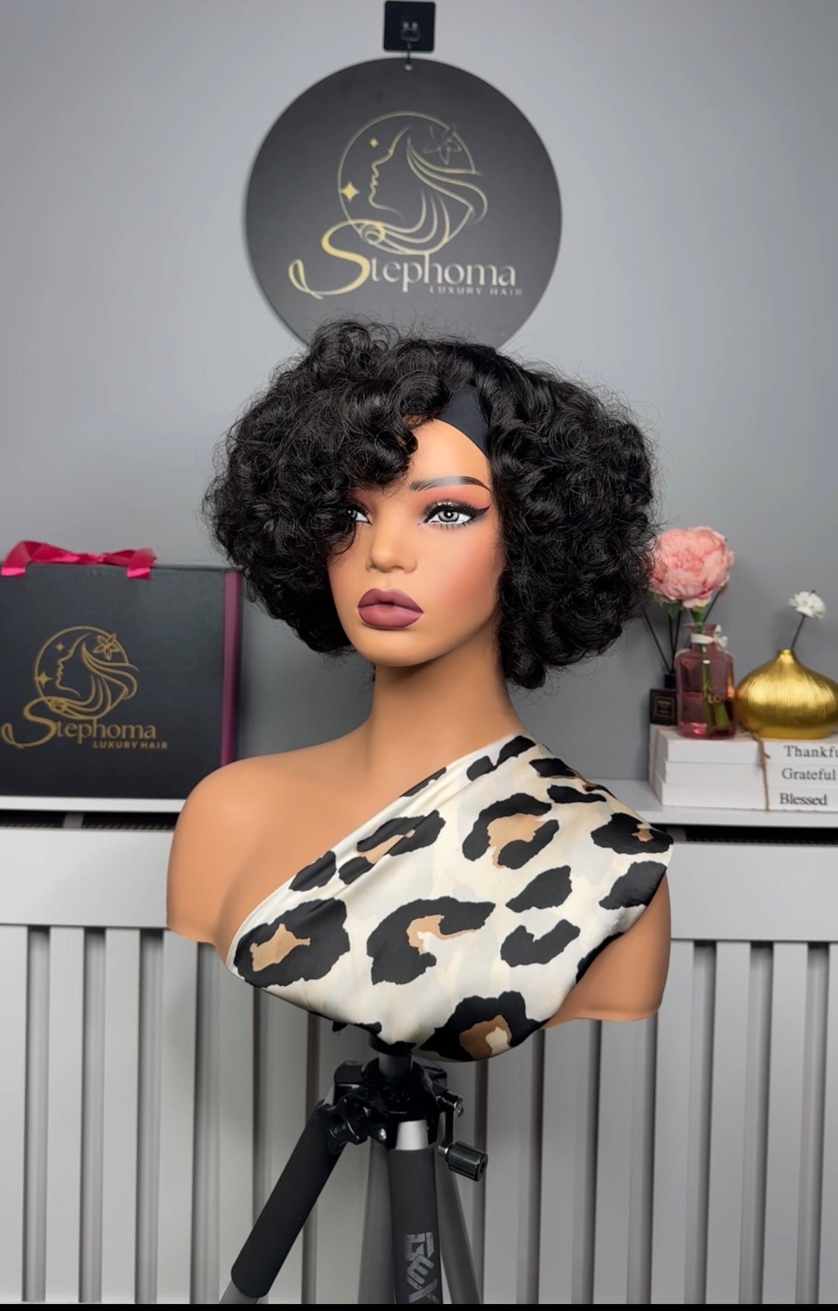 Nuelle Band Wig