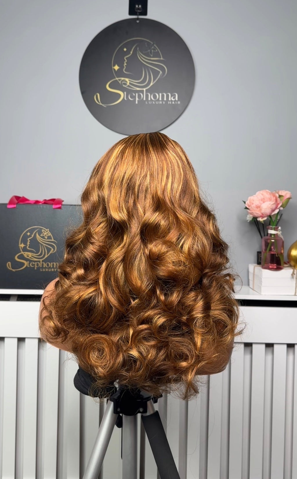 18” Luxe Wavy Bounce with 5by5 Closure in Piano