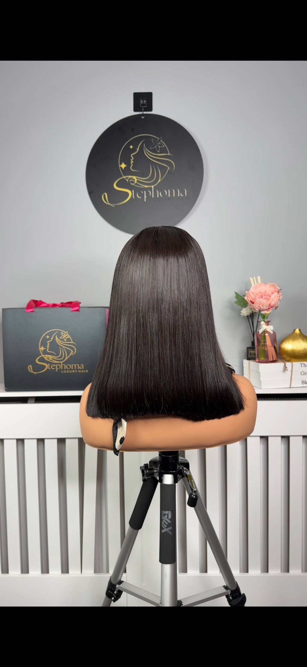 Mallory Bob wig. 14” with 5by5 Closure