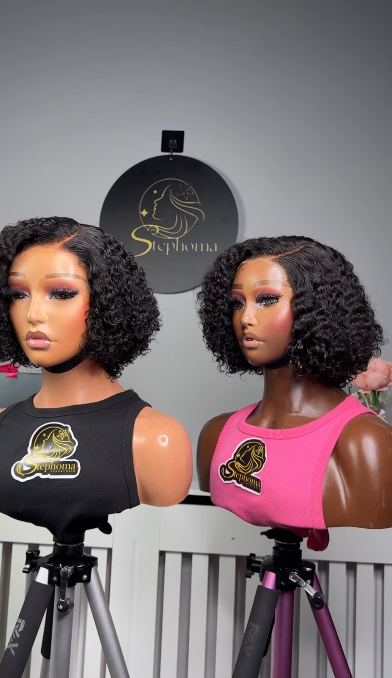 Curl Candy
5by5 T-lace Closure
Pre- cut lace, pre-bleached Knot
Glueless and ready to wear
