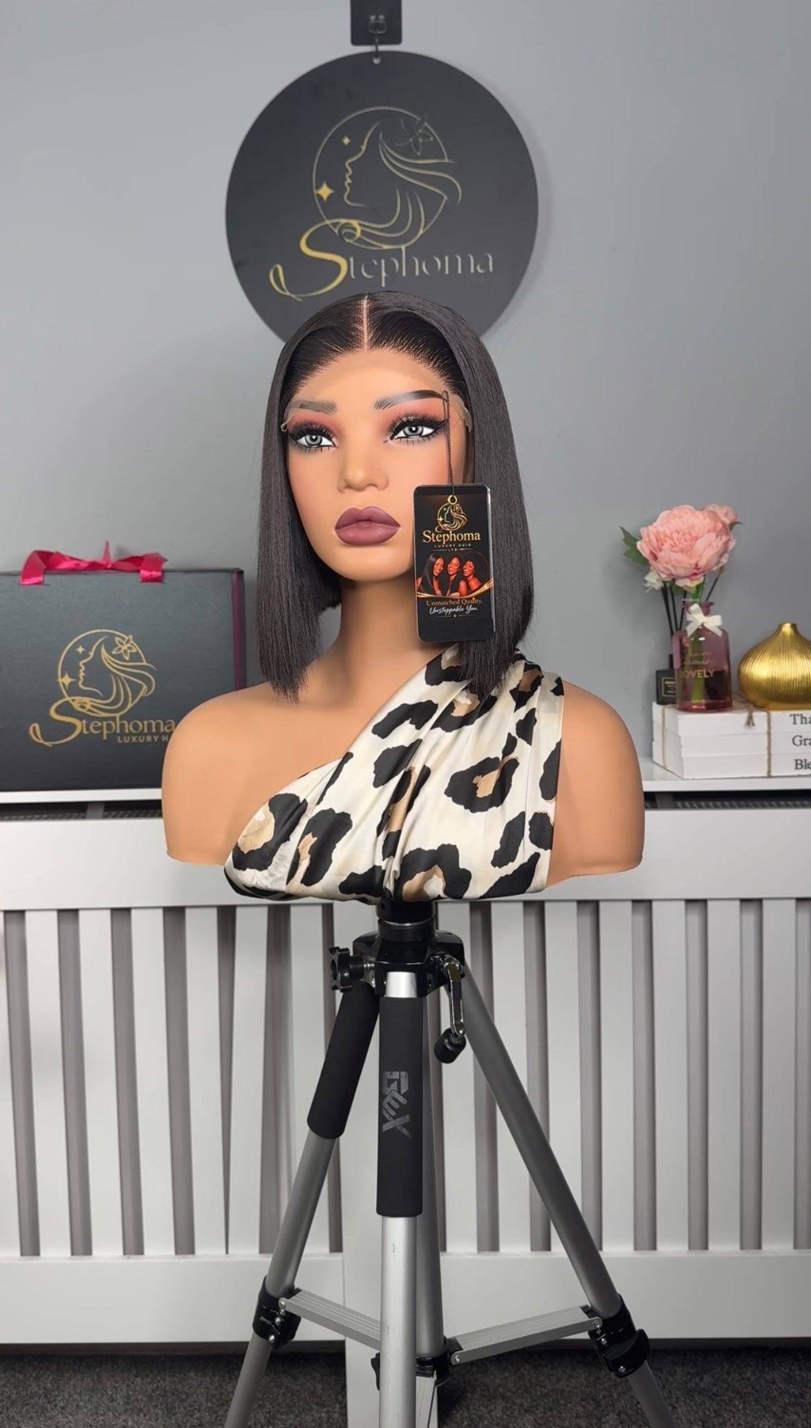 8” Luxe Donor Bone Straight with 5by5 Closure