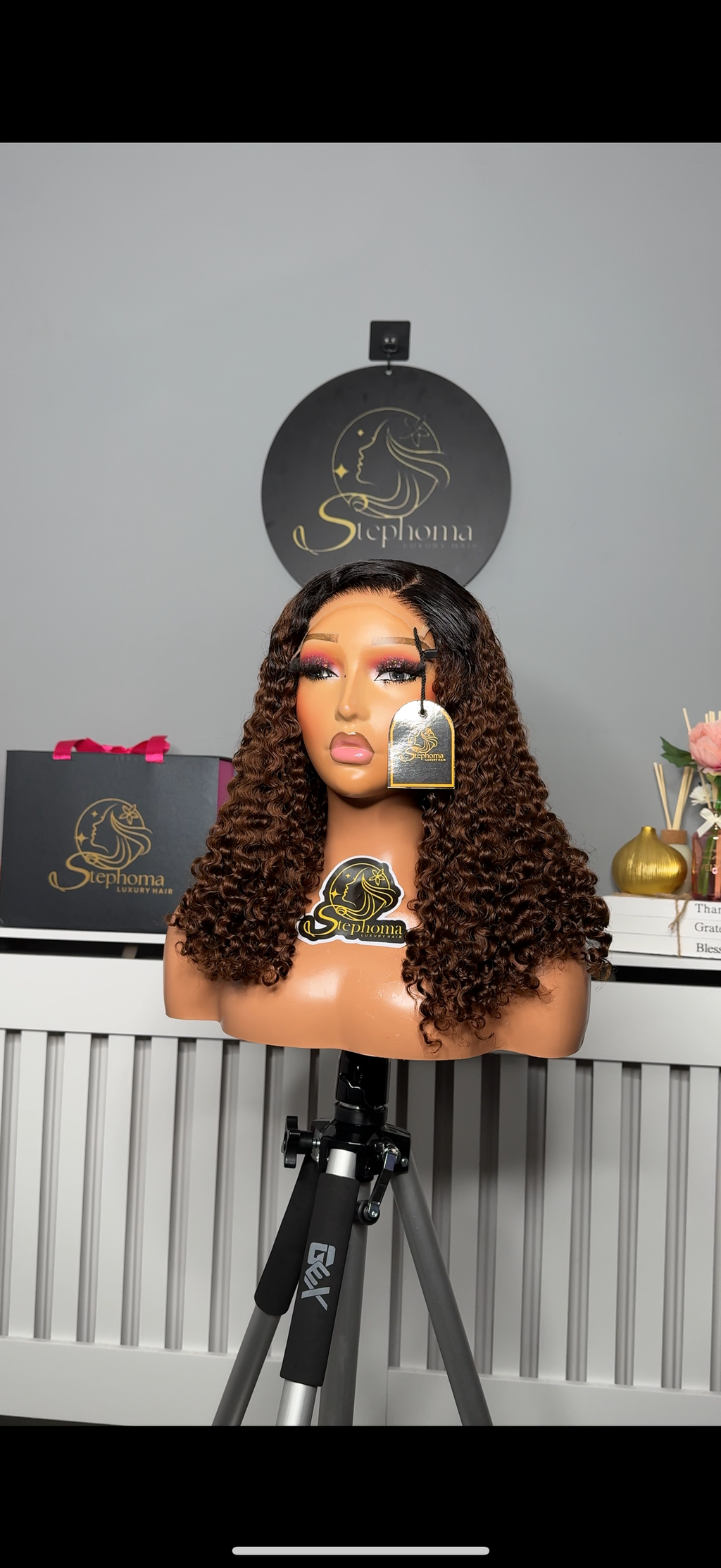 18” Dream Curly in Brown with Dark Root paired with 5by5 Closure