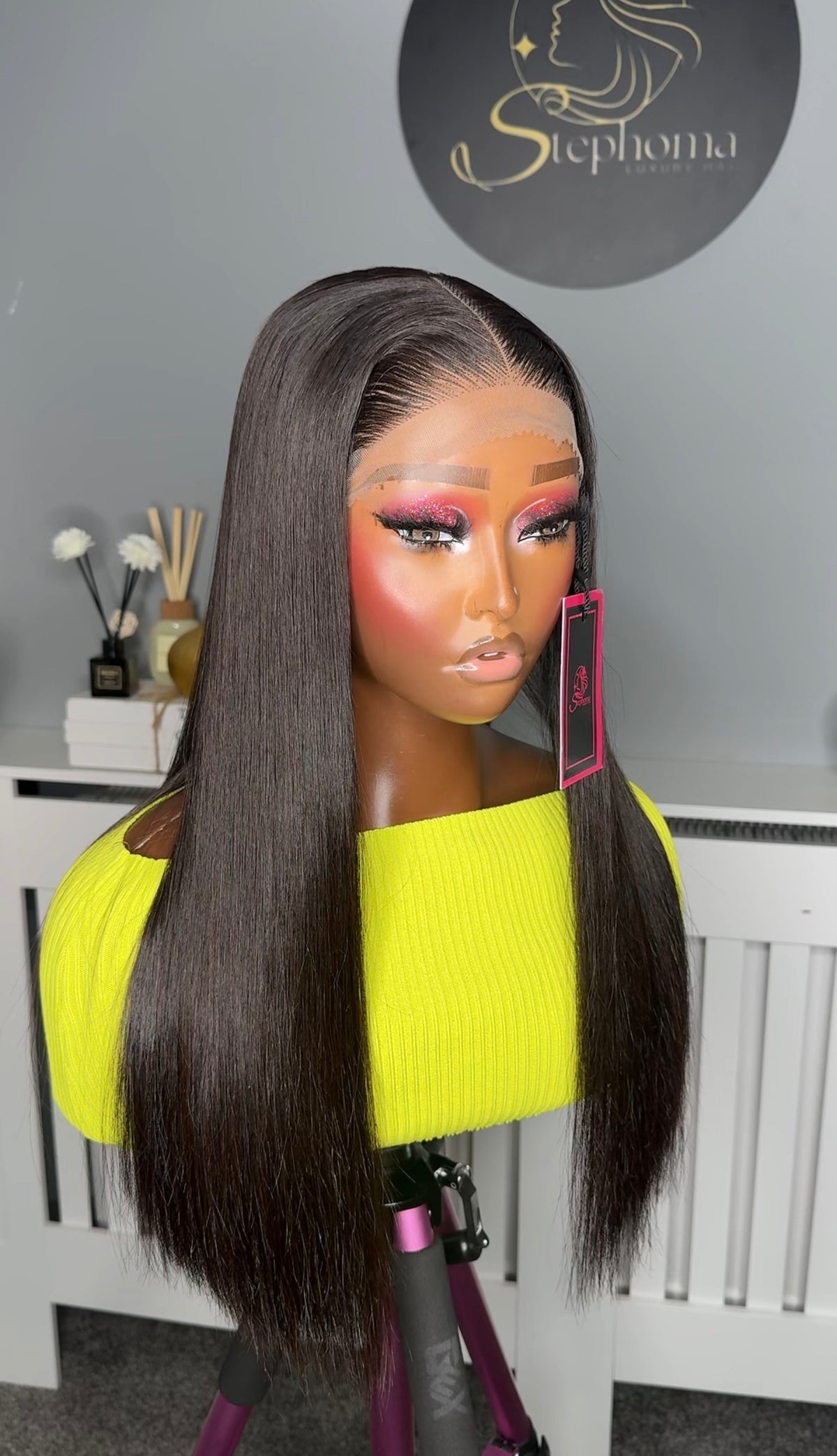 18” Luxe Donor Bone Straight with 5by5 Closure