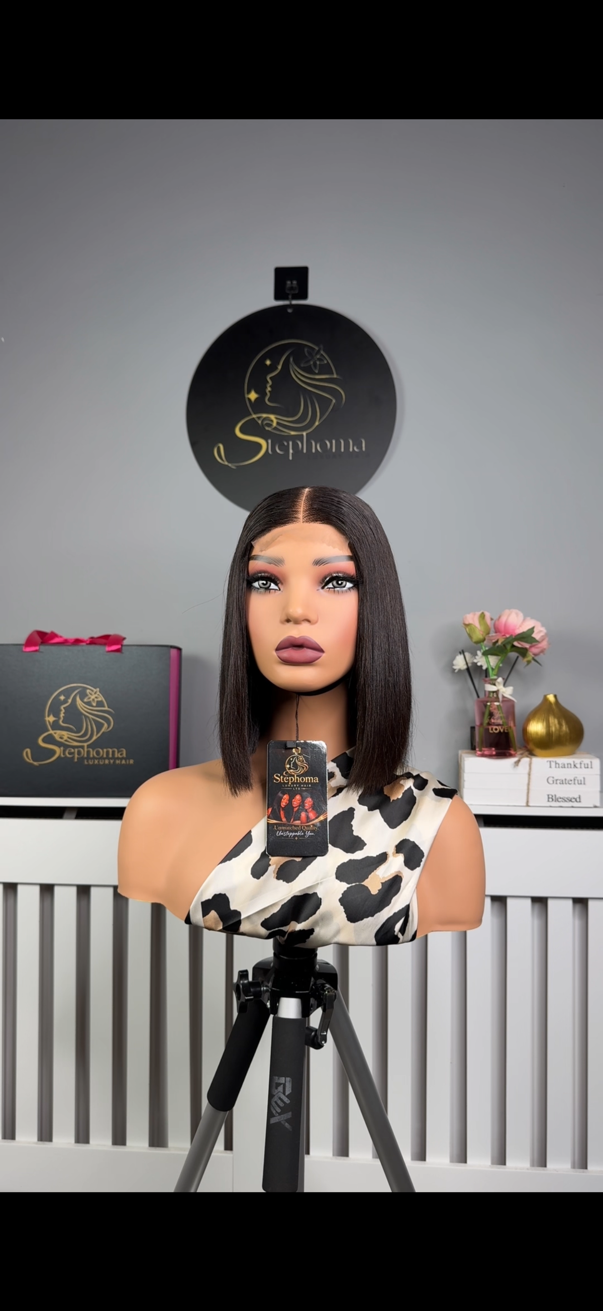 10” Luxe Donor Bone Straight with 2by6 KimK Closure