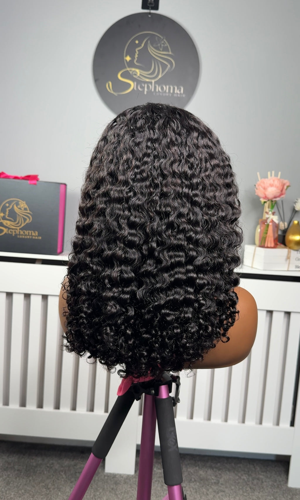 18” Iris curls with full frontal
