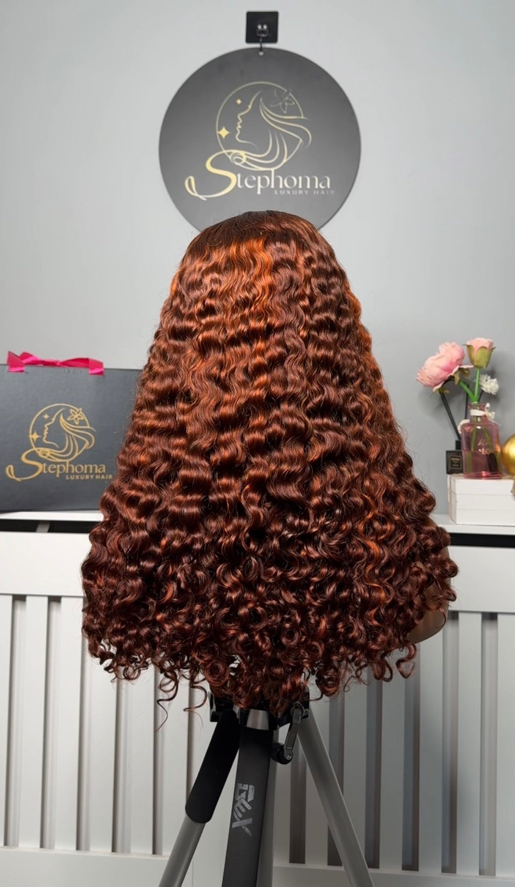 20” Iris Curly In Orange Piano with 5by5 Closure
