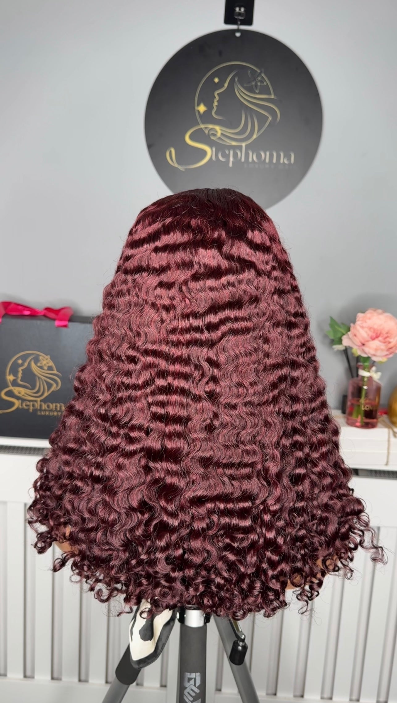 18” Iris Curly with 5by5 Closure in Burgundy