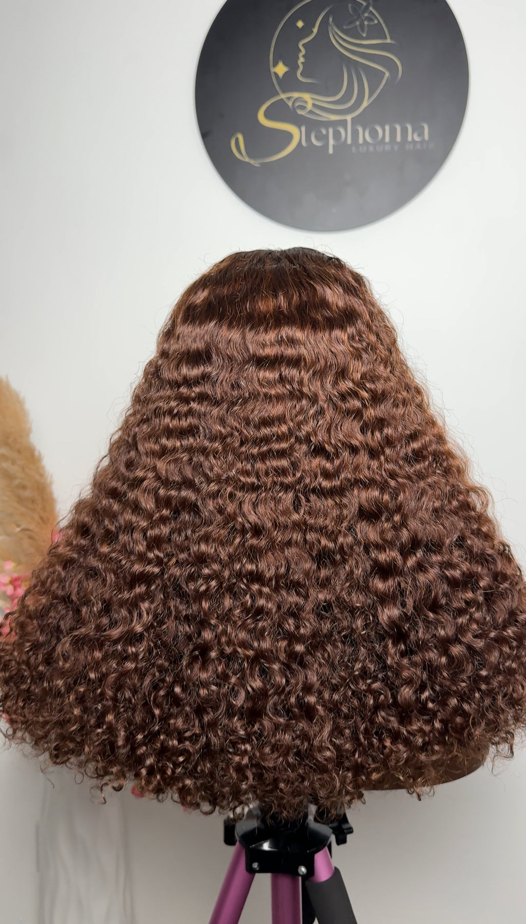 18” Dream Curly in Coffee Brown. 5by5 Closure