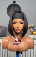 Oma Band Wig in Black