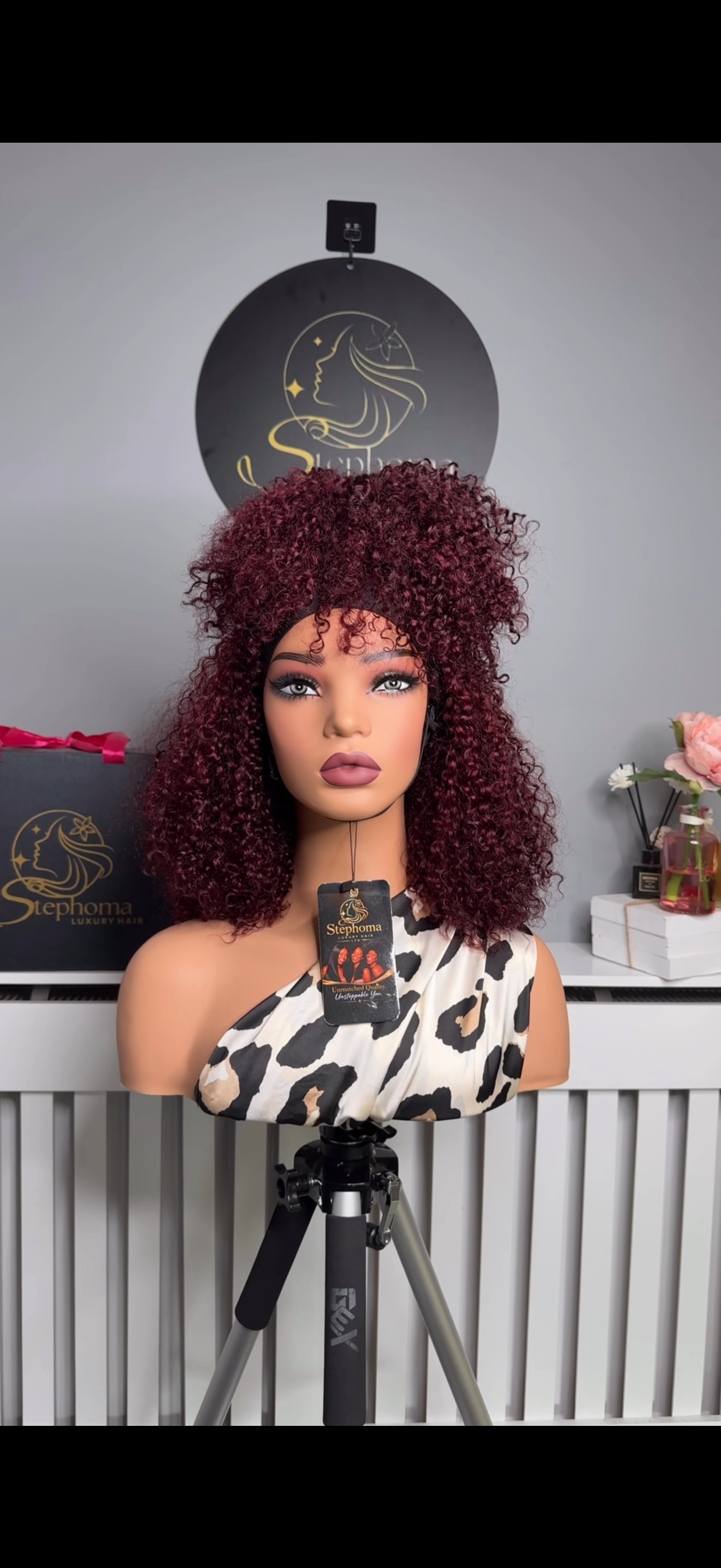 The Chic Band Wig in Dark Wine