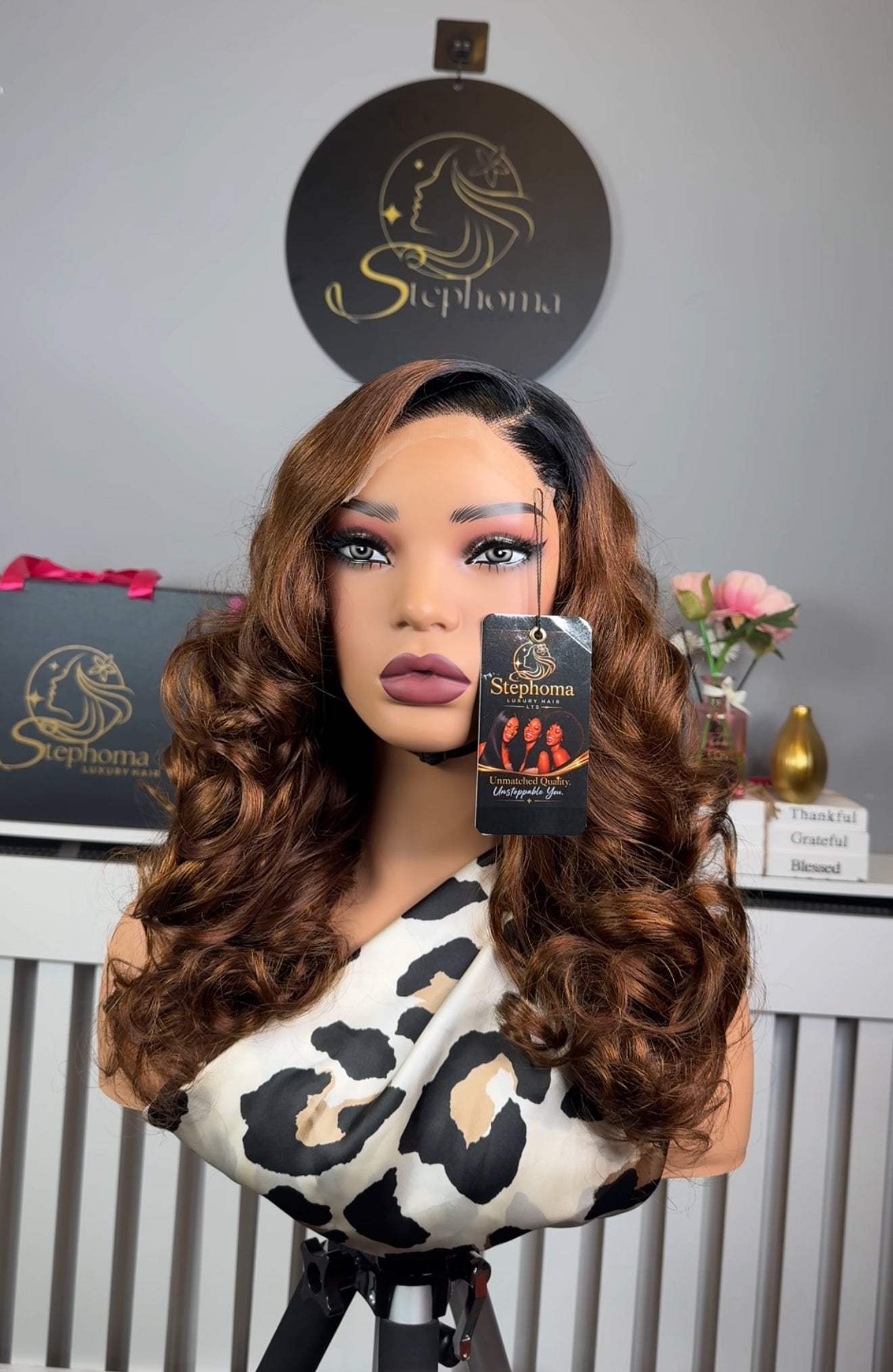 Luxe Wavy Bouncy in Chestnut Brown with Dark Root paired with 5by5 Closure