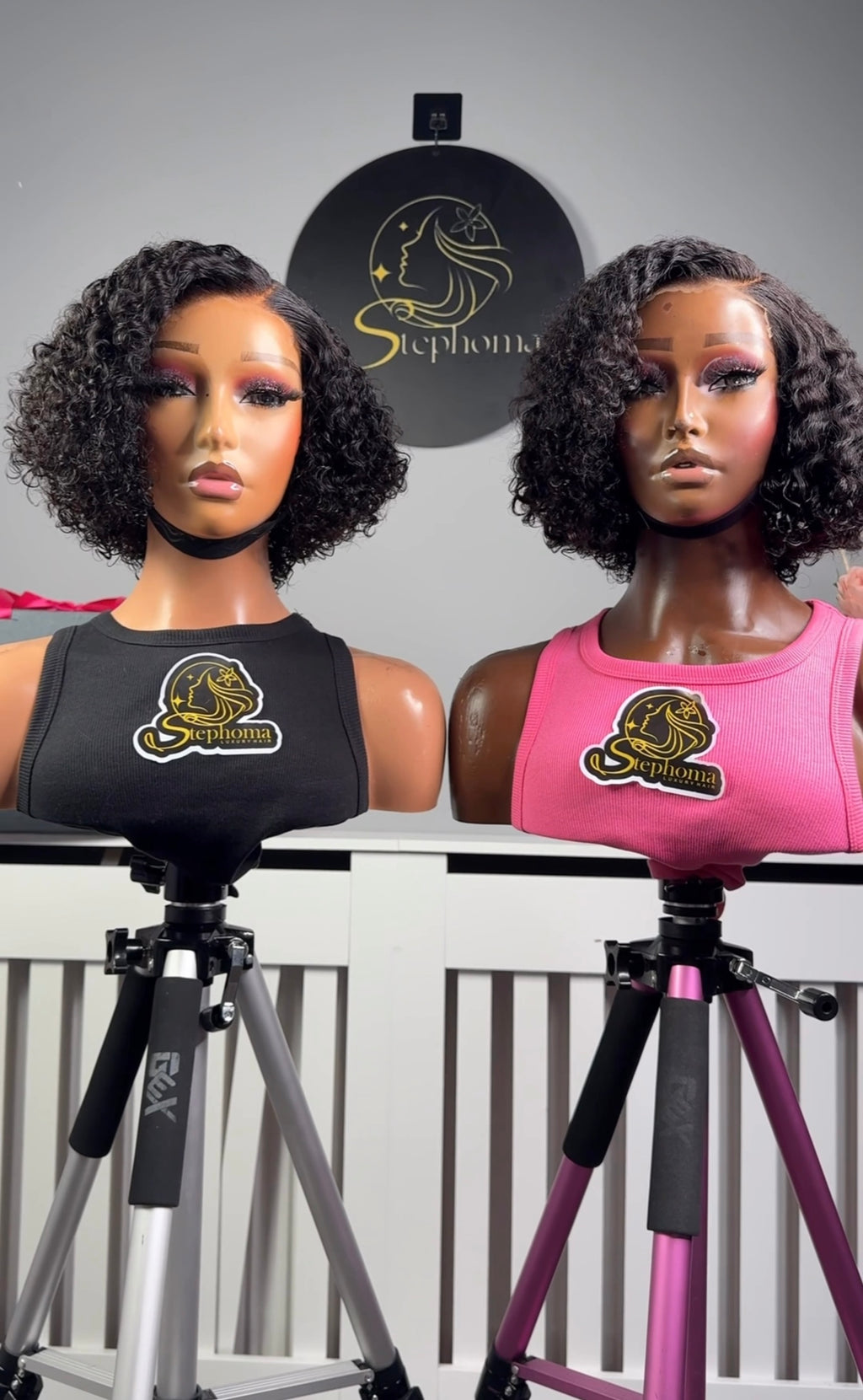 Curl Candy
5by5 T-lace Closure
Pre- cut lace, pre-bleached Knot
Glueless and ready to wear