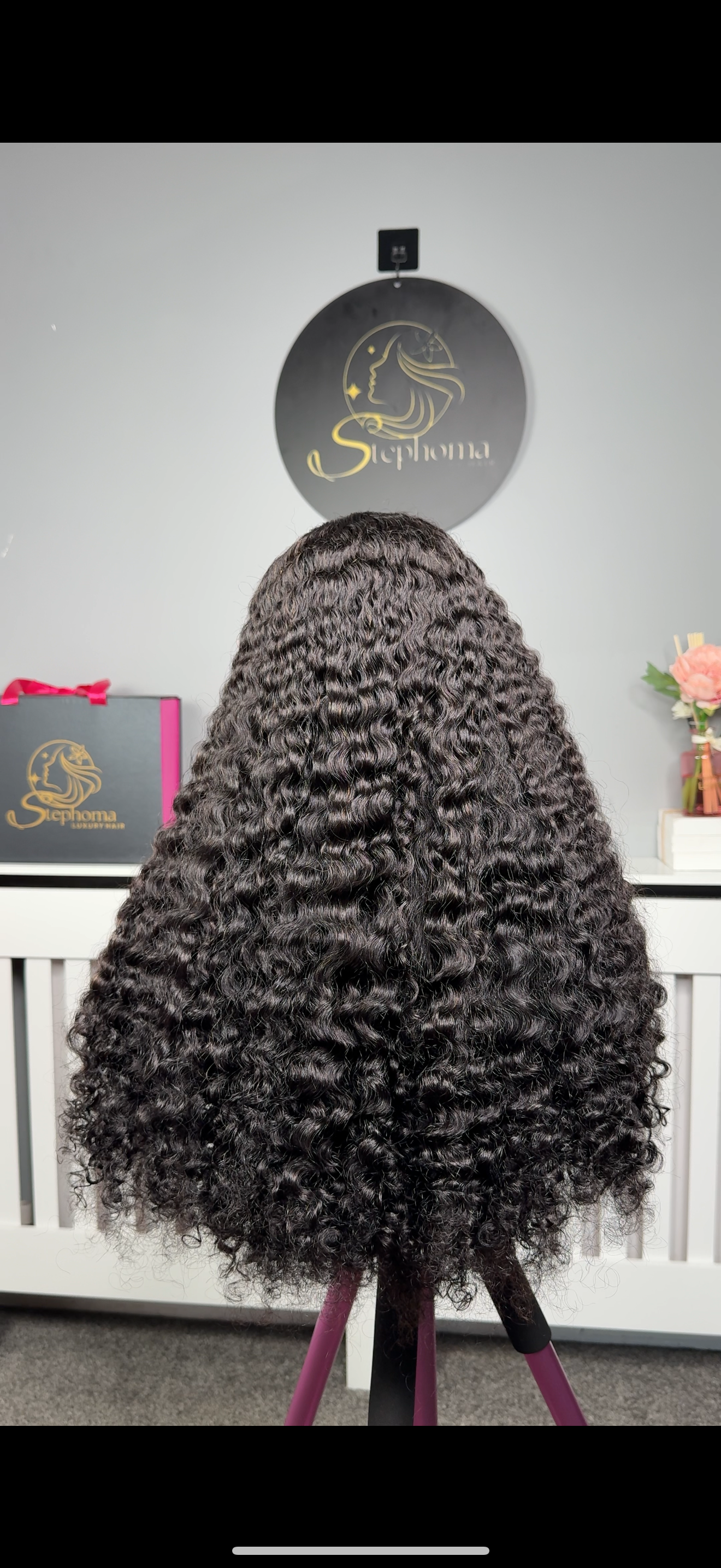 24” Iris Curly with 5by5 Closure