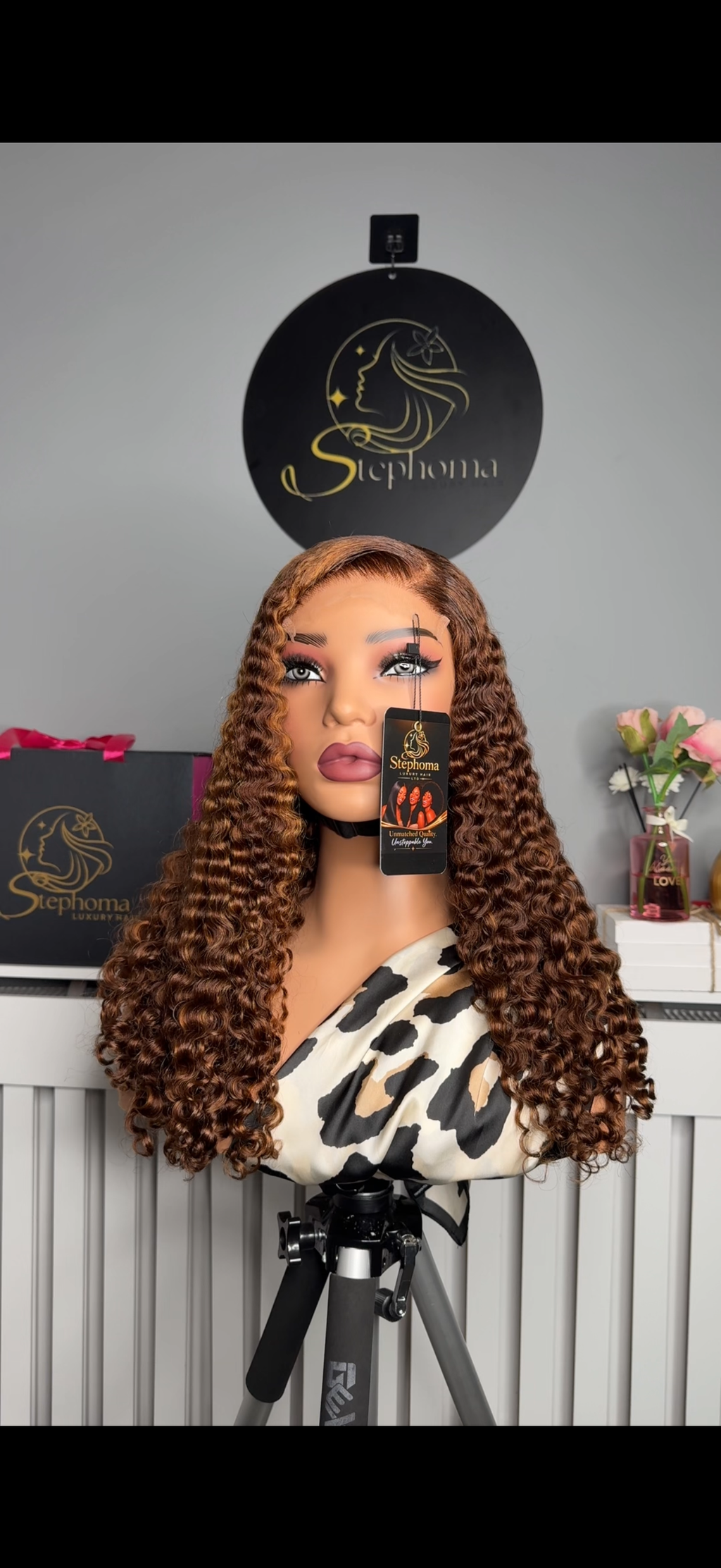20” Iris Curly with 5by5 Closure in Piano