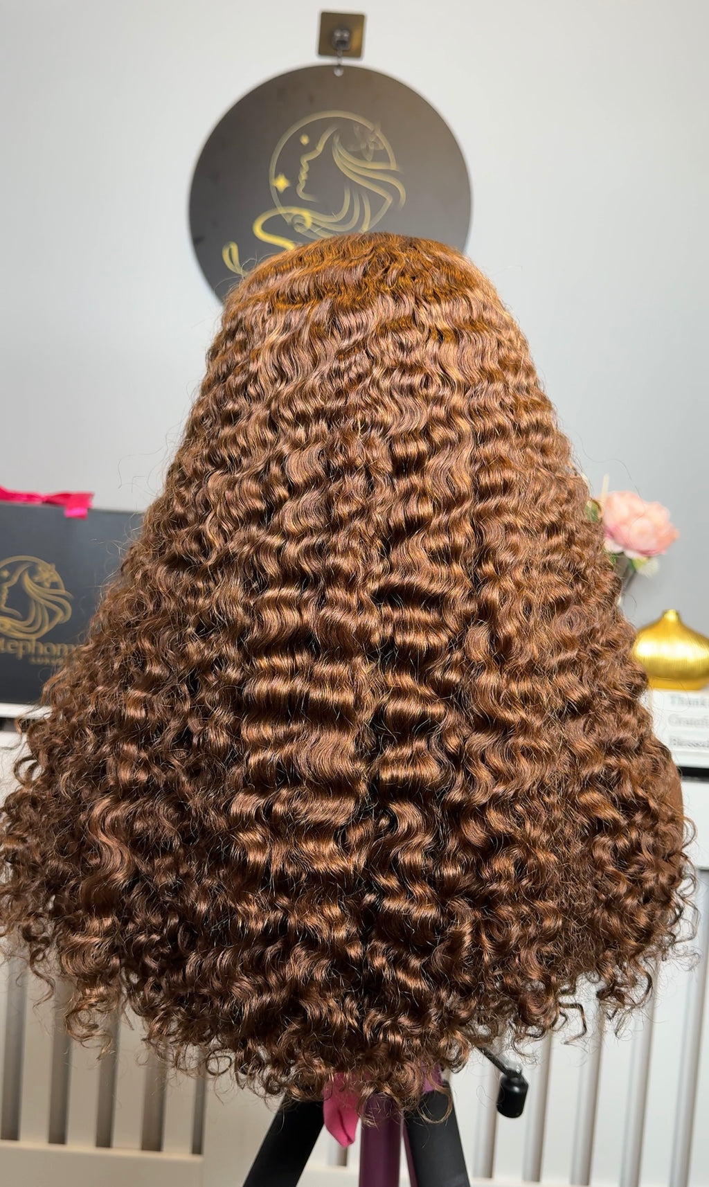 18” Dream Curly with 5by5 Closure in Chestnut Brown