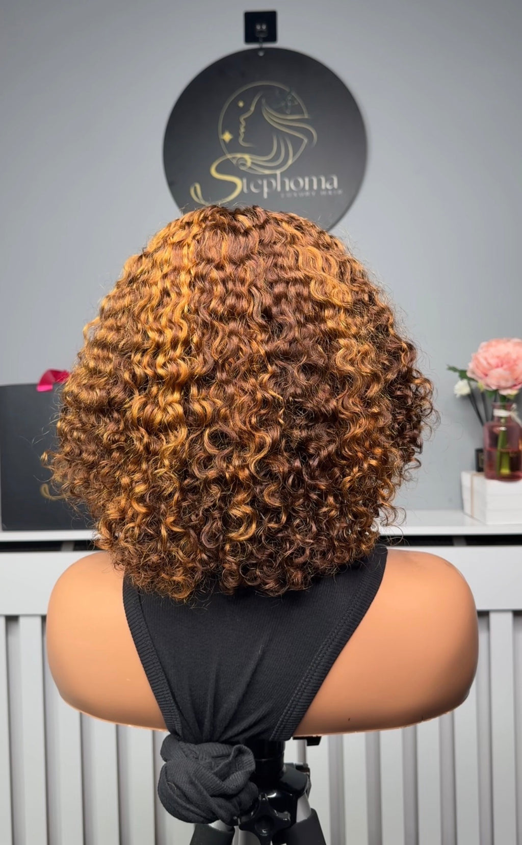 Cassie Band Wig in Piano