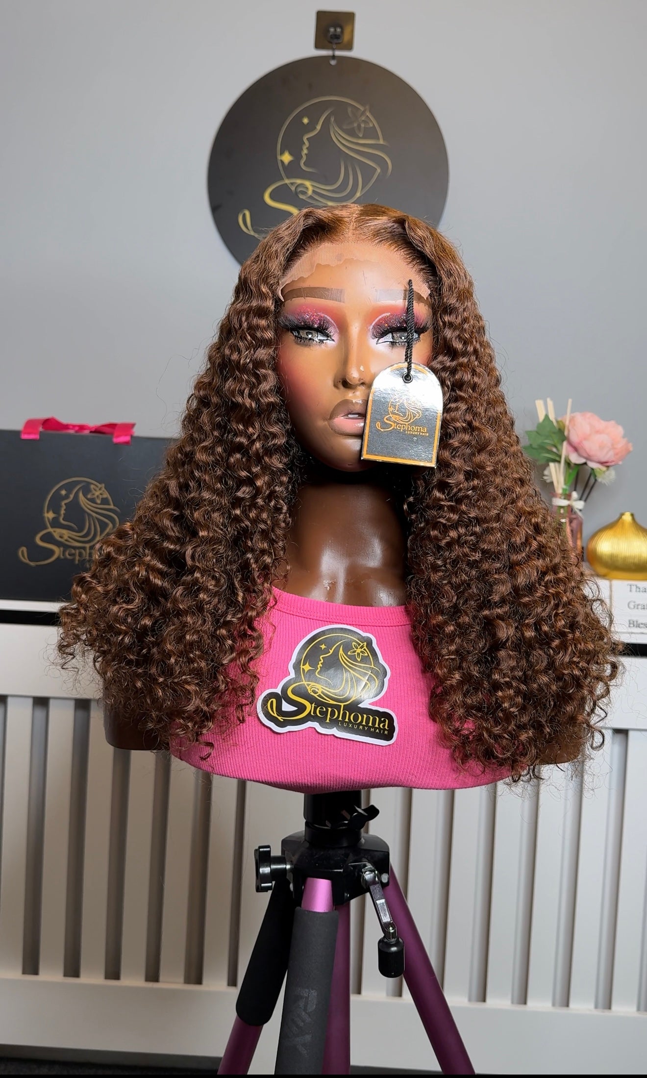 18” Dream Curly with 5by5 Closure in Chestnut Brown