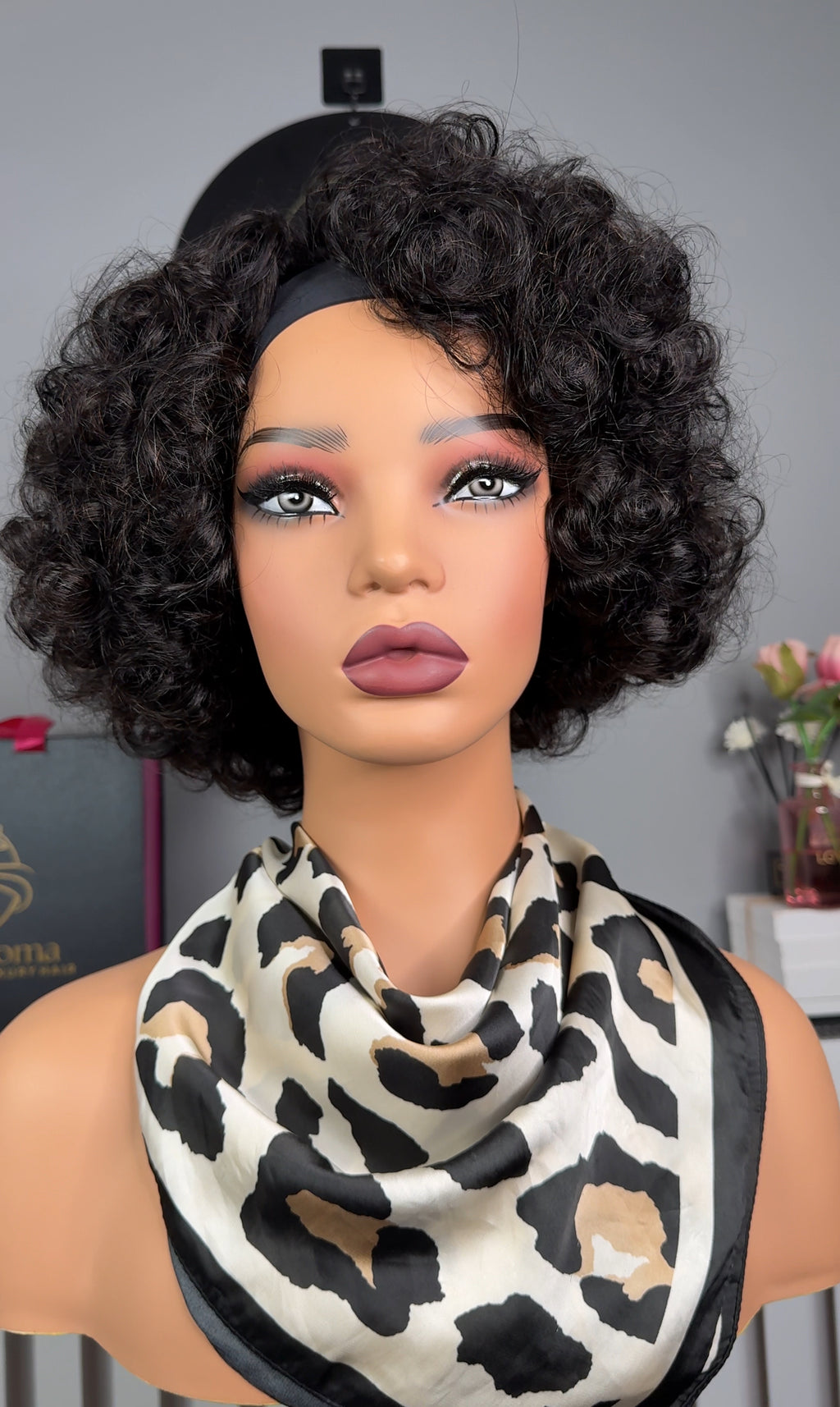 Nesta Band Wig