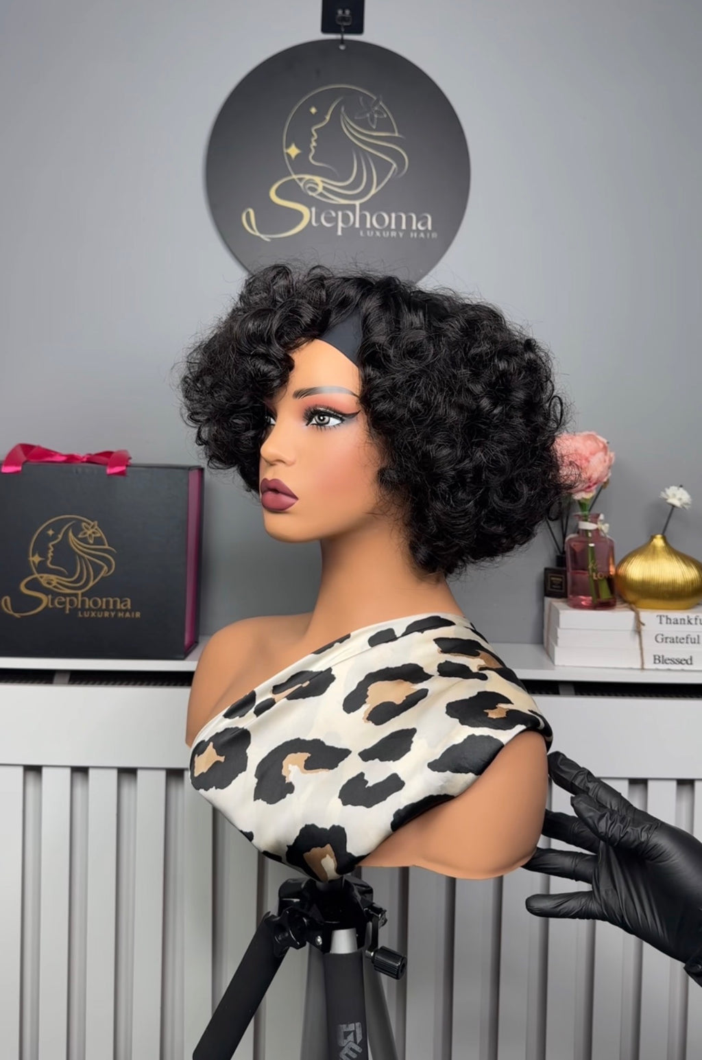 Nuelle Band Wig
