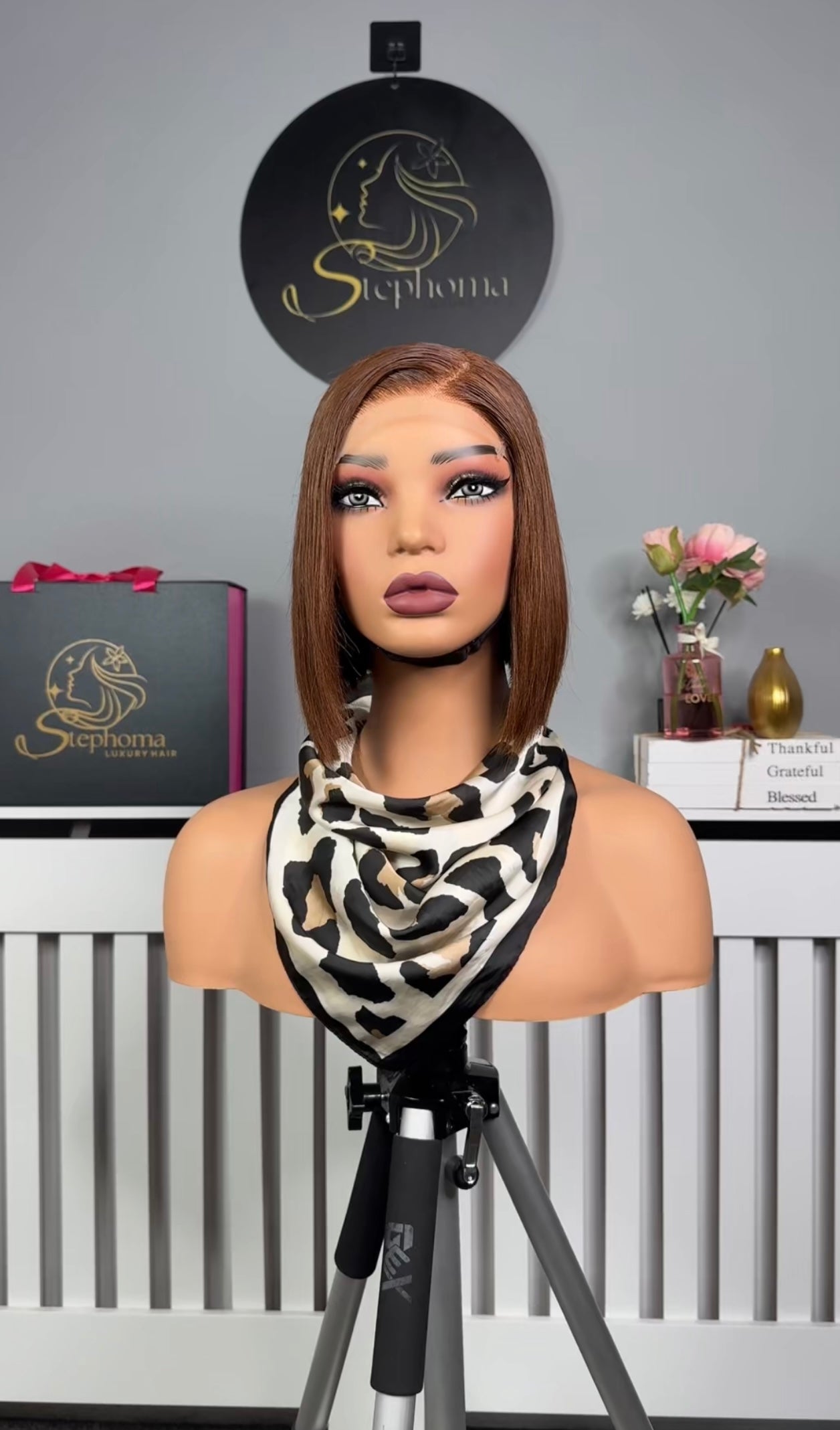 6” Chin Bob with 5by5 Closure in Chestnut Brown
