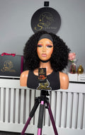 Chic Band Wig in Black colour