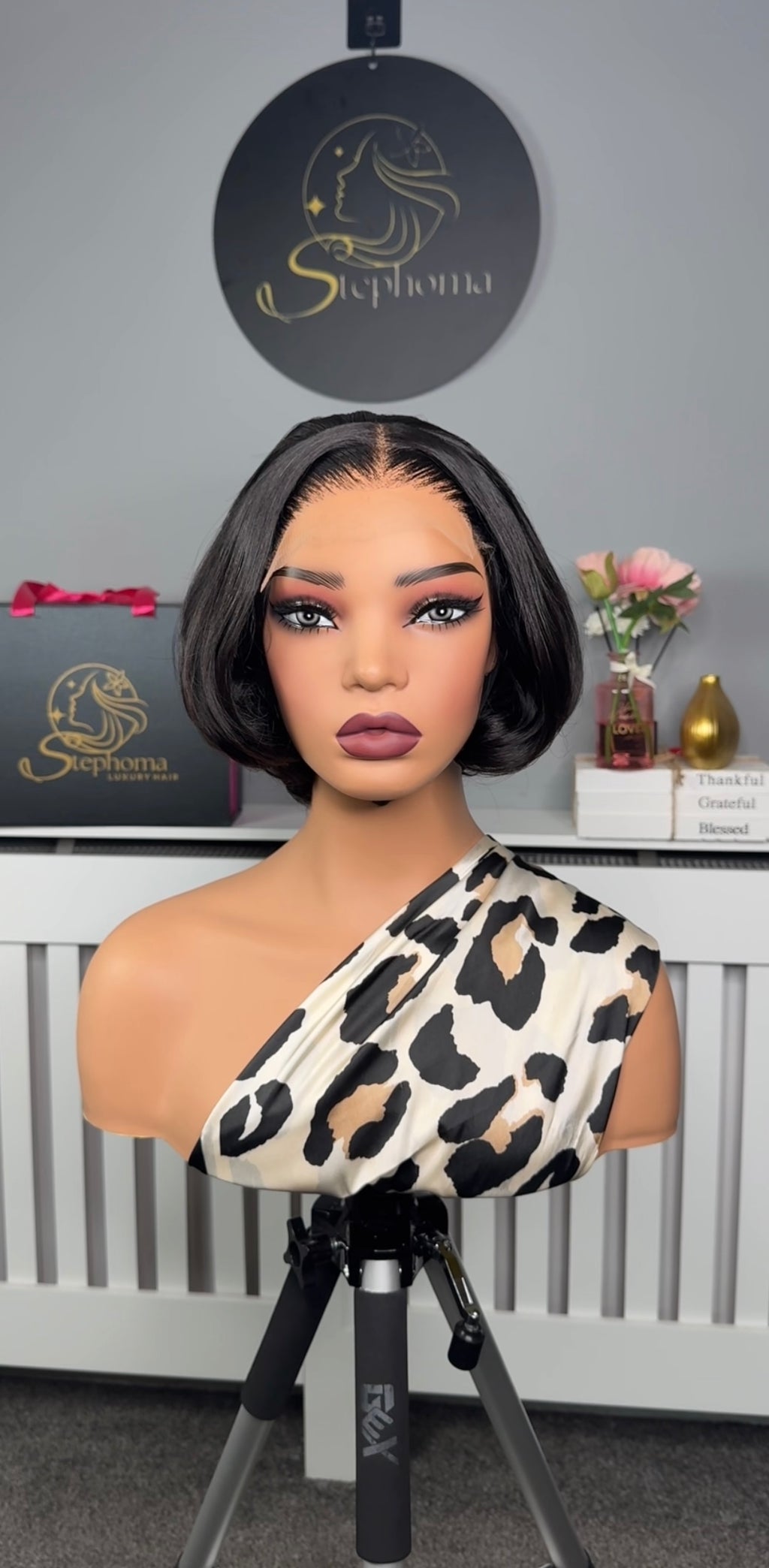 8” Bossy Bob wig with 6by4 Closure