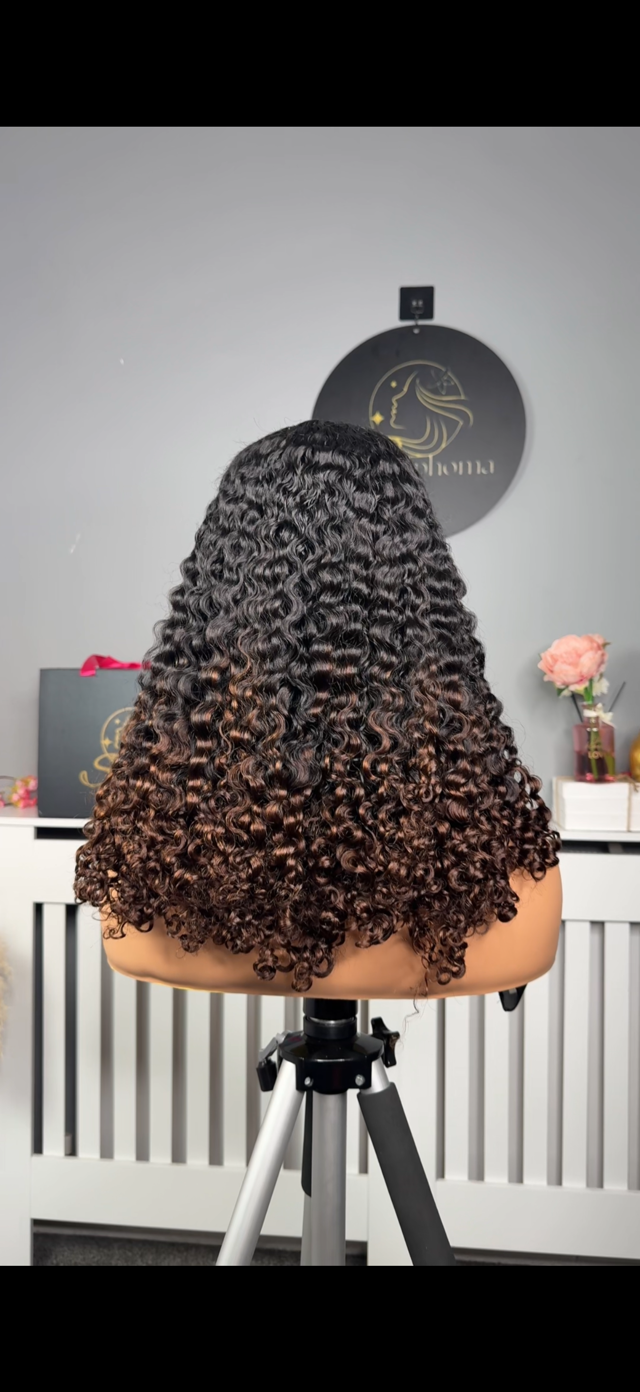 18” Dream Curly with Brown Tip. 5by5 Lace Closure