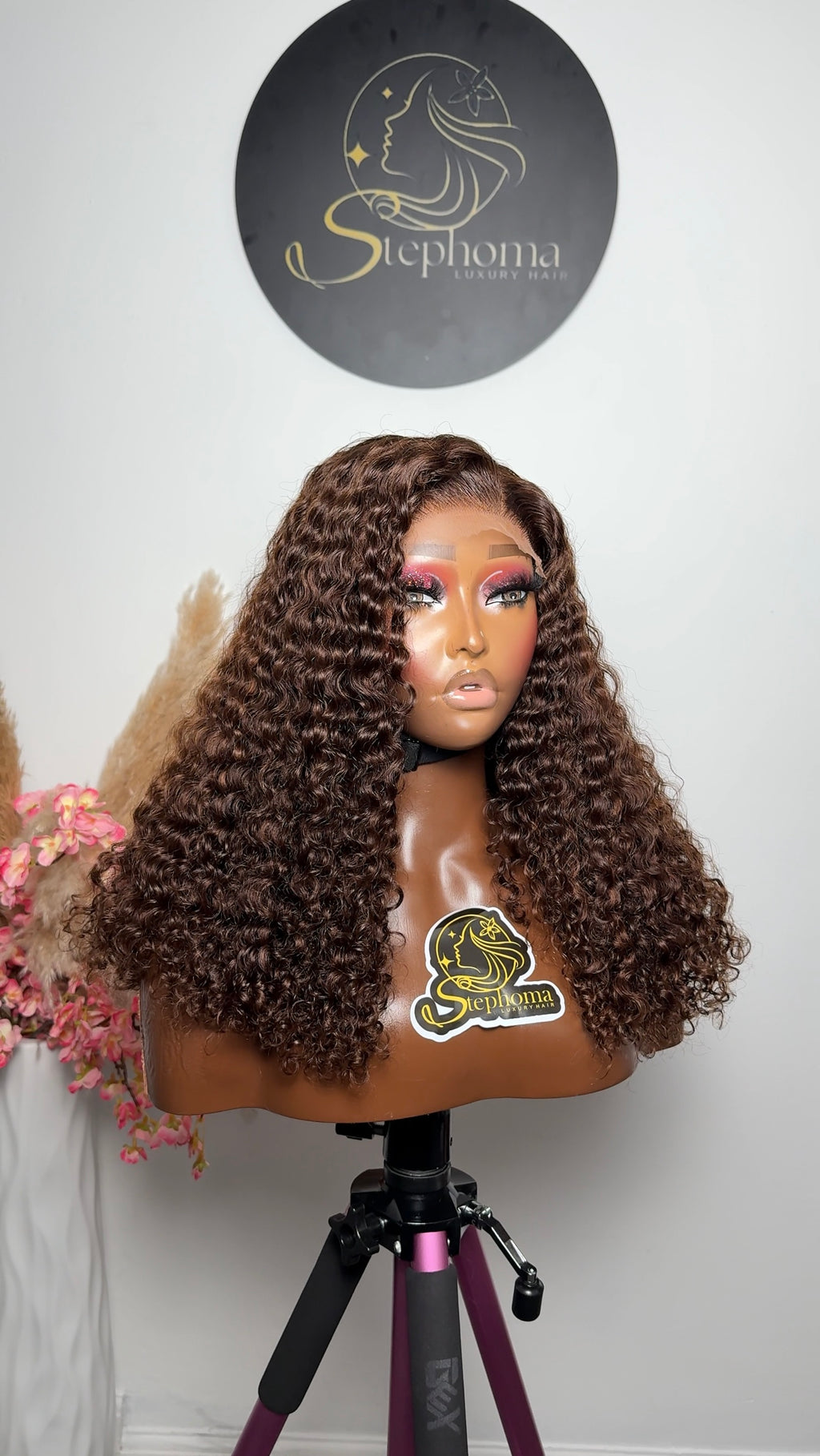 18” Dream Curly in Coffee Brown. 5by5 Closure