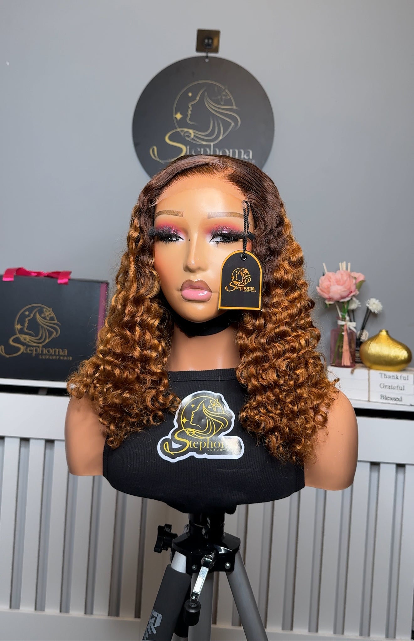 16” Iris Curly in Ombré Colour with 5by5 Closure