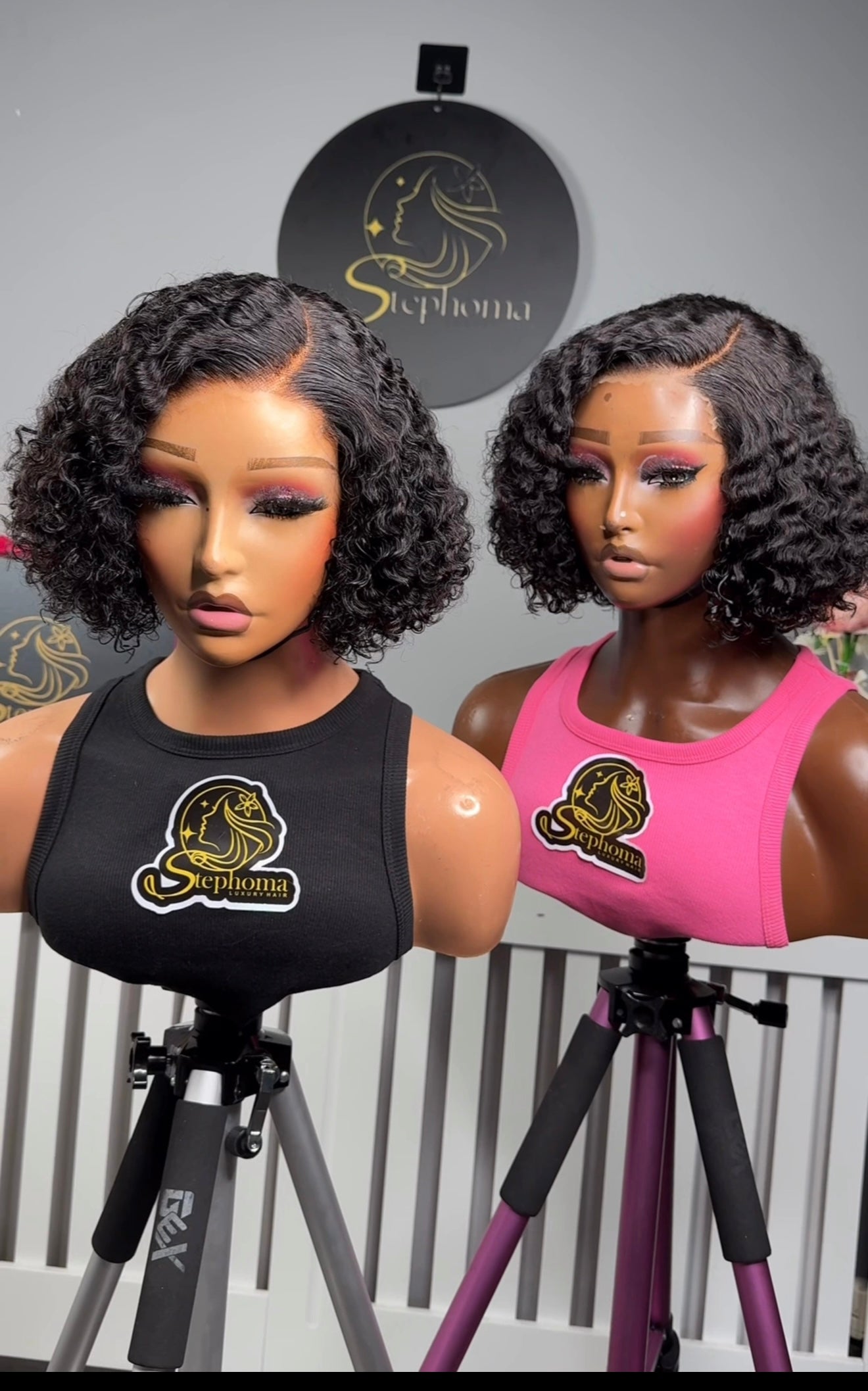 Curl Candy
5by5 T-lace Closure
Pre- cut lace, pre-bleached Knot
Glueless and ready to wear