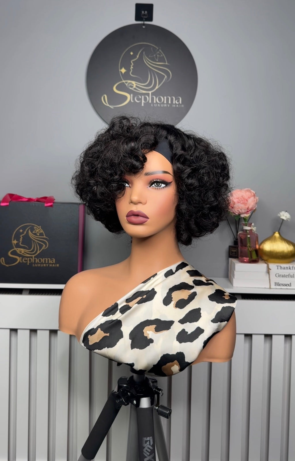Nuelle Band Wig