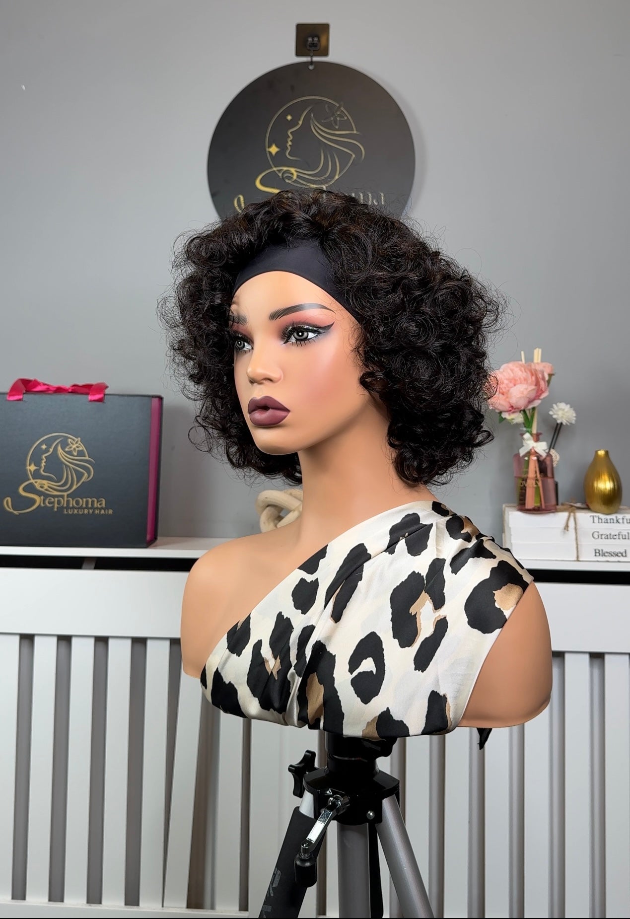 Nesta Band Wig