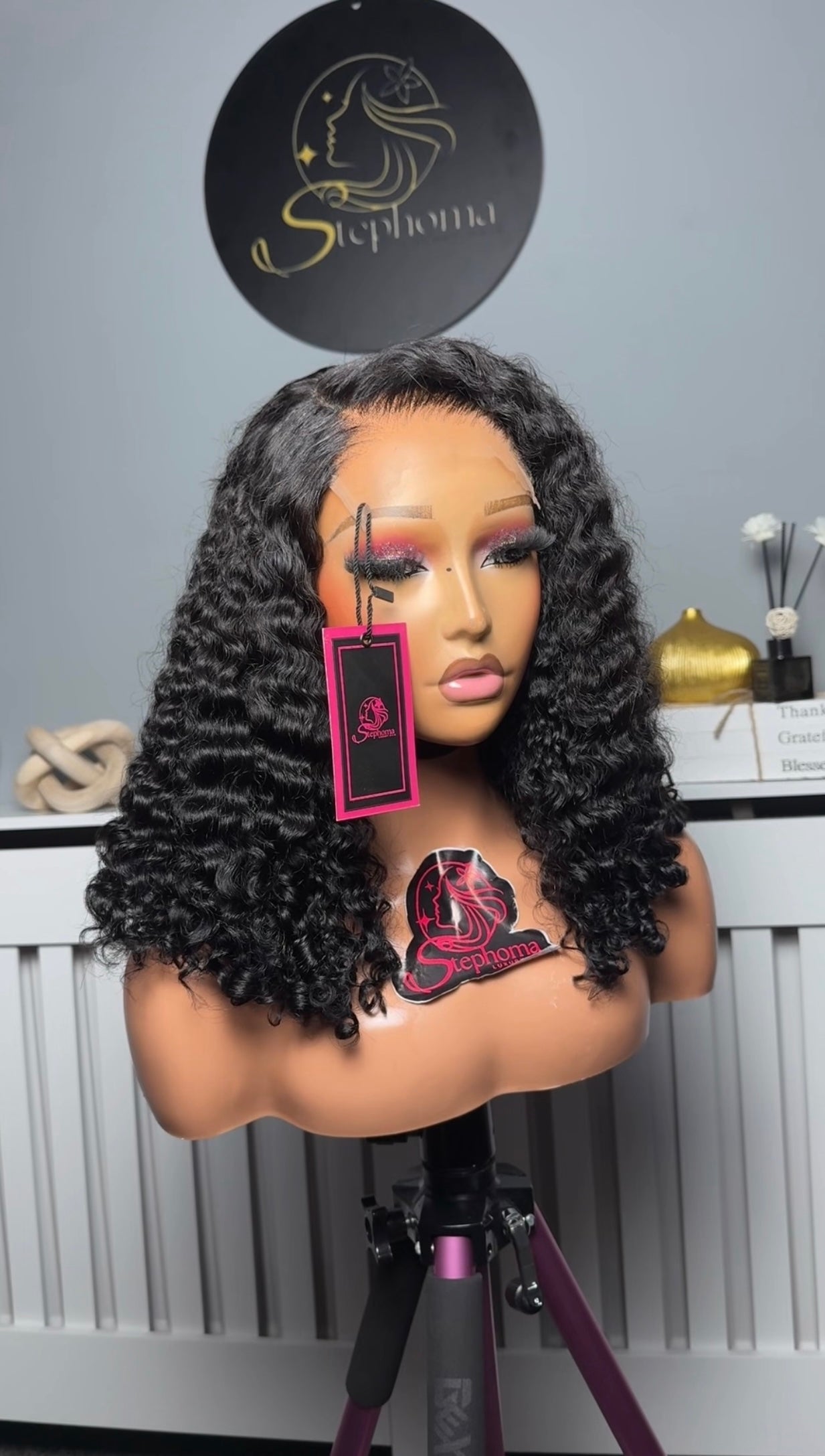 16” Elysian Curly with 5by5 Closure
