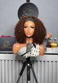 The Chic Band wig in Brown